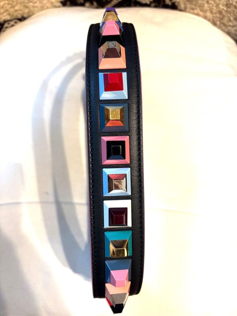 お値下げしました。 美品傷無し！ FENDI ショルダーストラップ