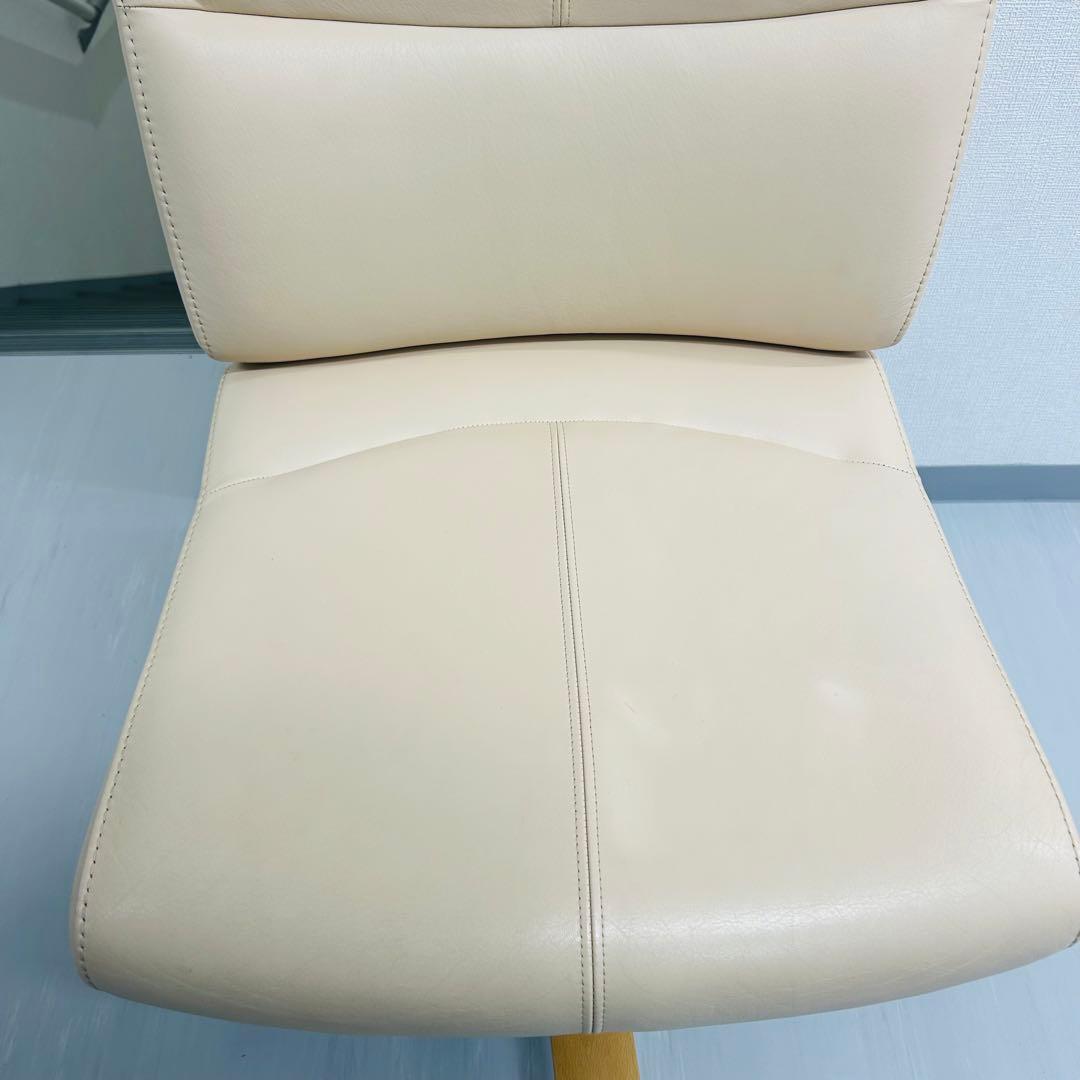 (高級 美品) カリモク デスクチェア XT5801