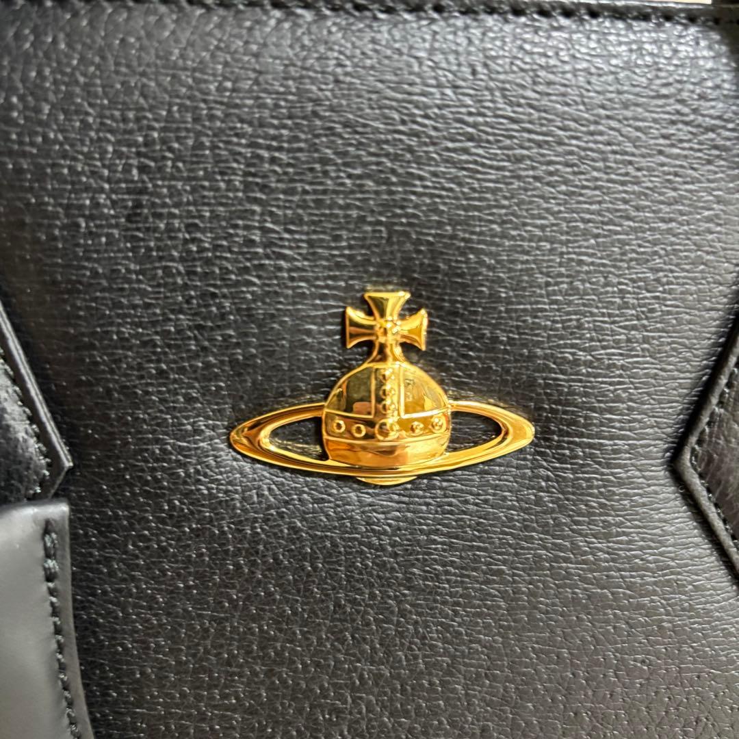 H21 Vivienne Westwood ビジネスバッグ　ブラック　チャーム付