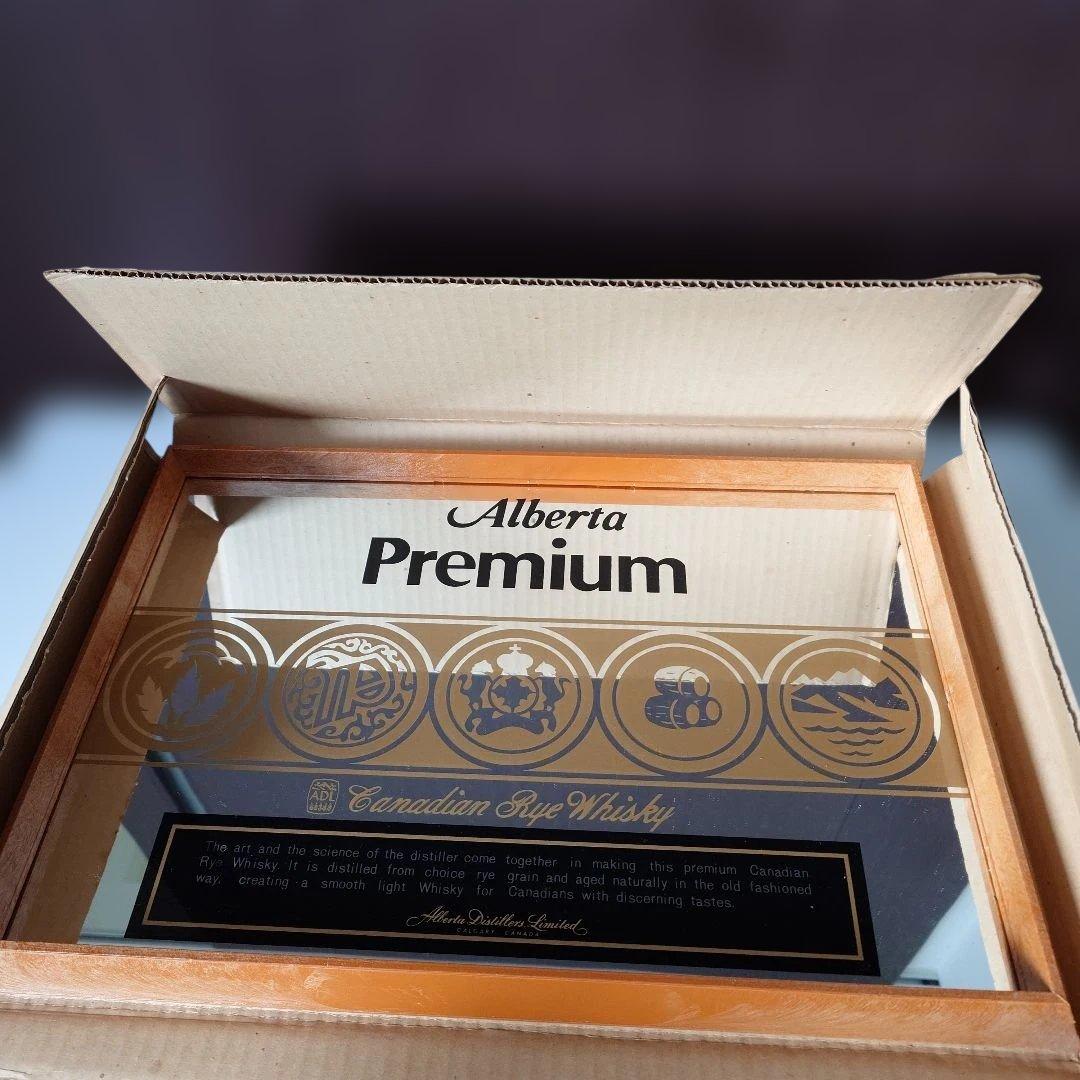 パブミラー　a Premium　アルバータプレミア　壁掛け　看板　①