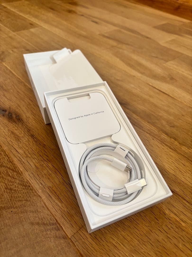 【美品】iPhone15 128GB ブラック SIMフリー Apple購入箱有