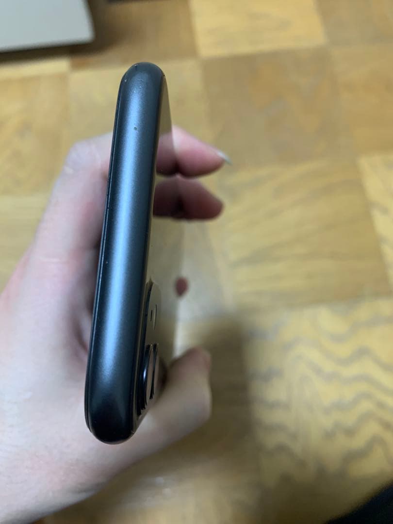 Apple iPhone 11 ブラック