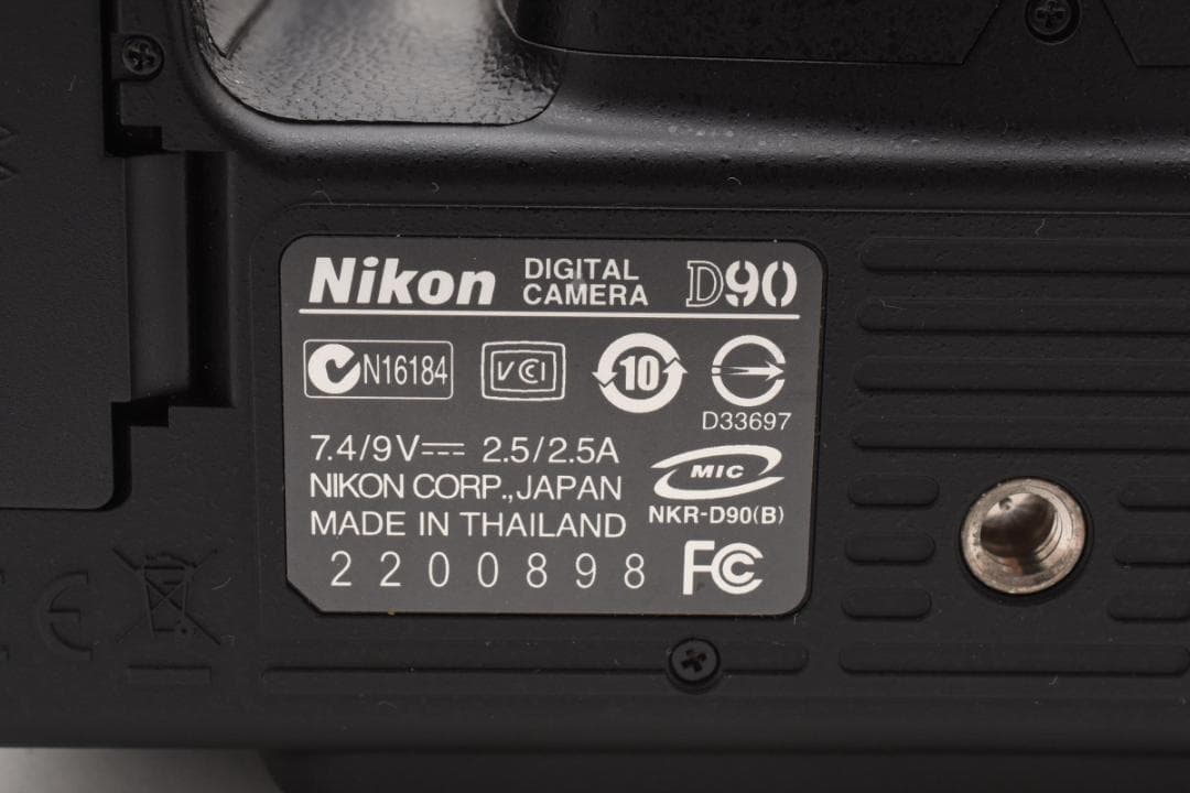 超美品 NIKON D90 ショット数 4179枚 デジタル ボディ M329