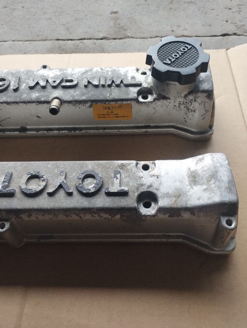 TOYOTA 1600 ツインカム 16バルブ エンジン部品　4AG