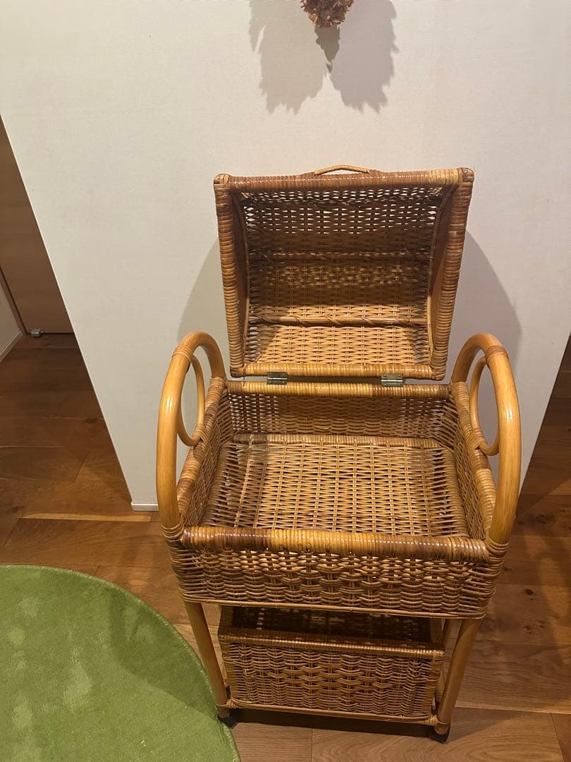 ラタン　籠　収納籠　バスケット