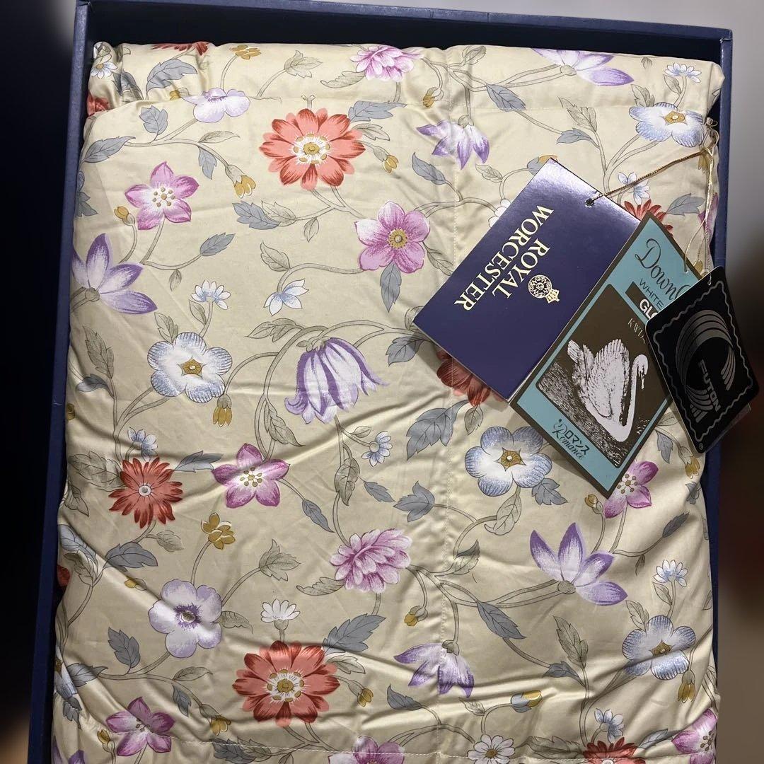 ロマンス小杉　ロイヤルウースター　ダウンケット新品　羽毛