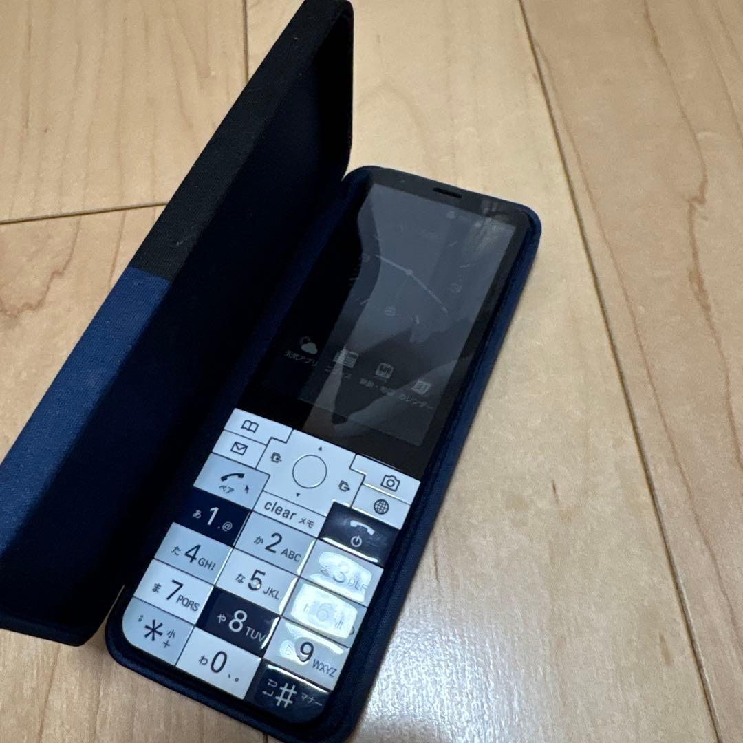 京セラ au INFOBAR xv KYX31 中古動作確認済み