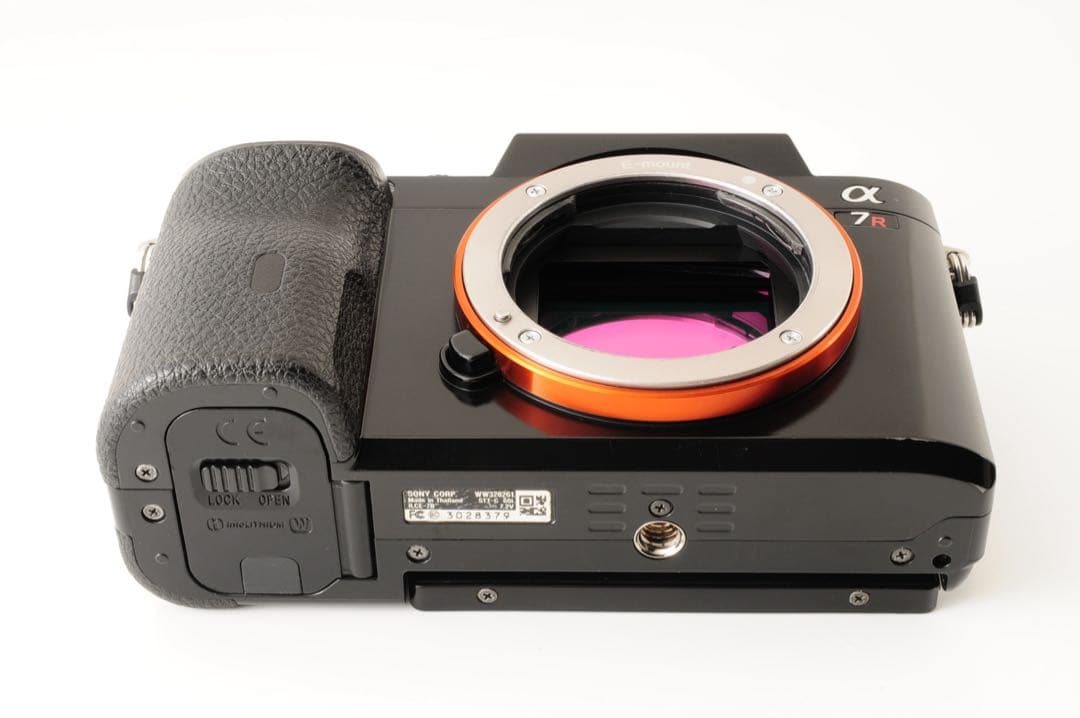 ◆訳あり◆ Sony ソニー α7R ILCE-7R FE 28-70mm