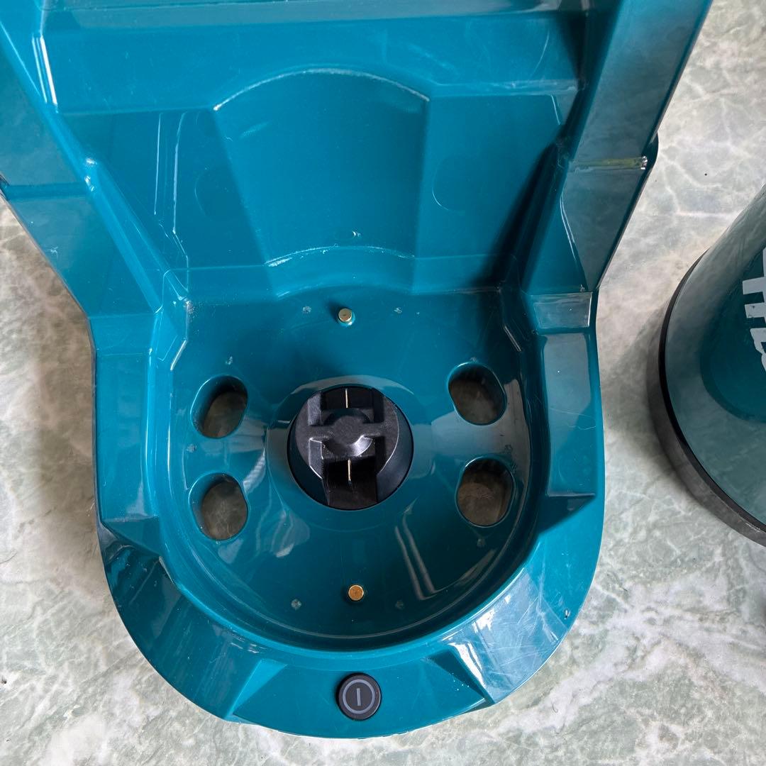 Makita ハンドル付き　36V バッテリー式電気ケトル　整理番号Ａカ