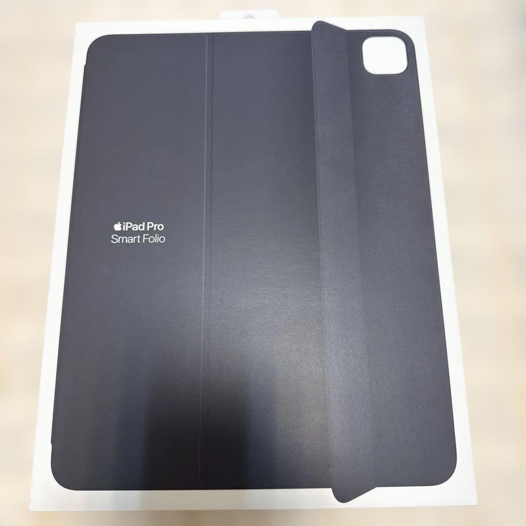 iPad 13インチ　M4用　スマートフォリオ　ほぼ新品