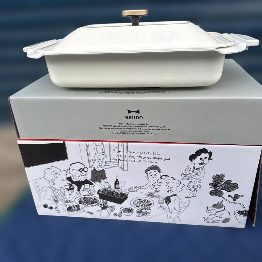 オシャレBRUNO ホットプレート 未使用たこ焼き、鉄板、人気のお鍋用プレート付