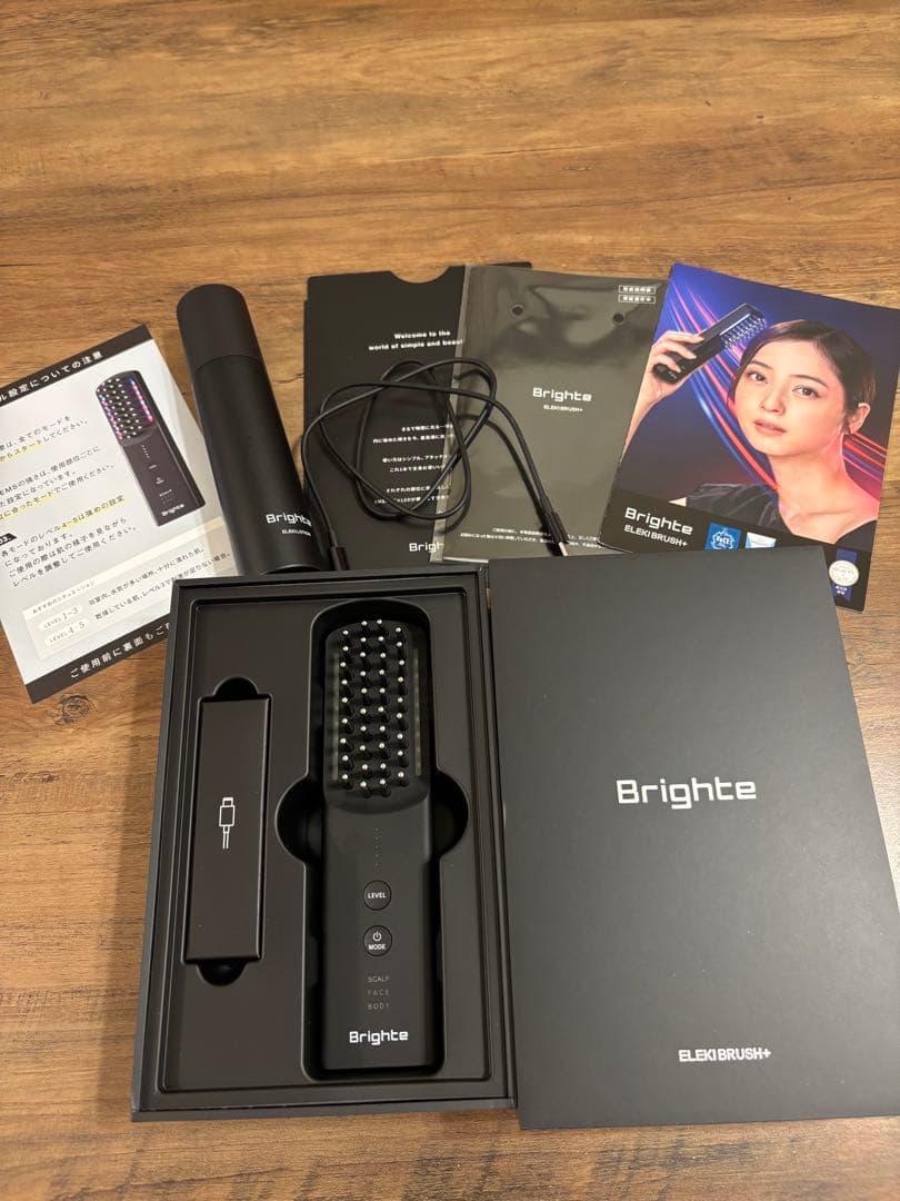 ブライトエレキブラシ プラス　Brighte 美顔器 スカルプ・フェイスケア