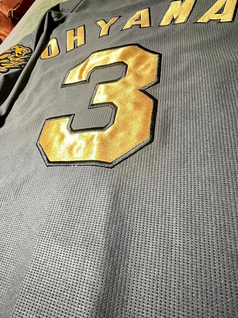 の 阪神タイガース 大山悠輔 ブラックダイナマイト ユニフォーム M