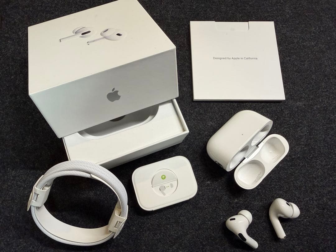 AirPods Pro 第2世代 MTJV3J/A USB-C保護ケース付