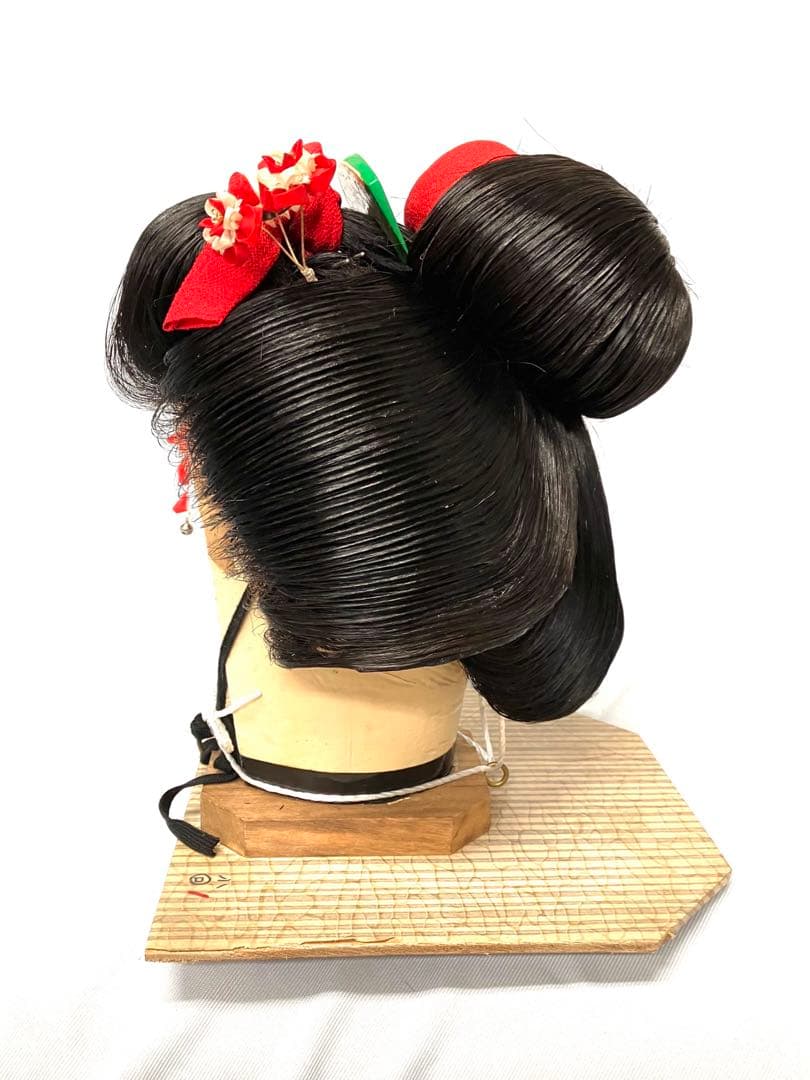 桃割れ、中小サイズ、中古舞踊かつら、日本髪かつら、大衆演劇かつら、簪、ケース付き