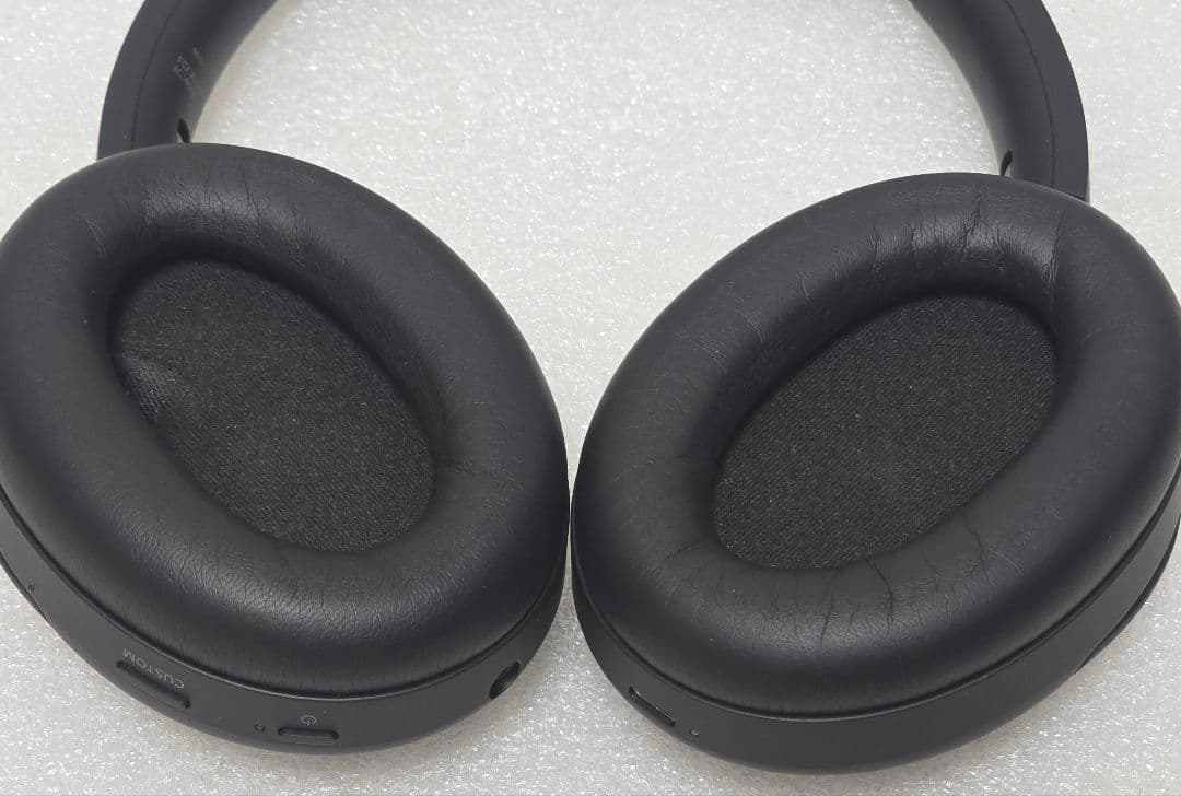 ワイヤレスヘッドホン WH-1000XM4