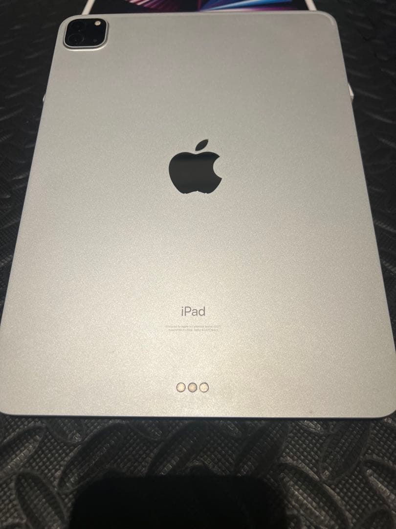 Apple iPad Pro 11インチ　第3世代　128GM1チップ