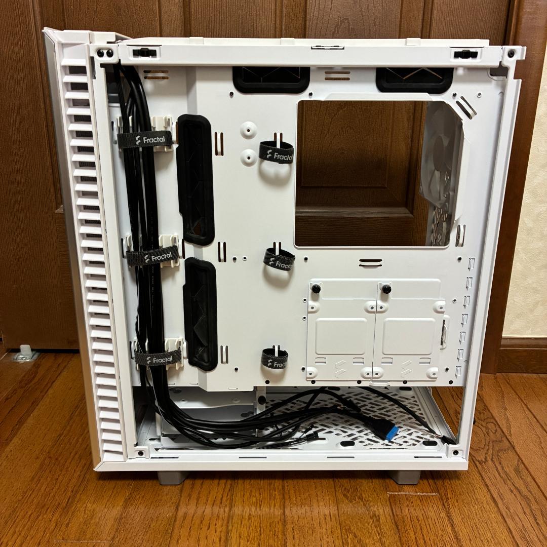 Fractal Design Define 7 Compact Solid 白
