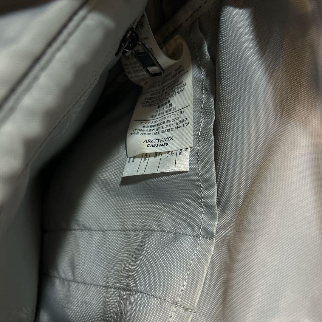 ARC'TERYX アークテリクス　ARRO 8 アロー 8 ショルダーバッグ