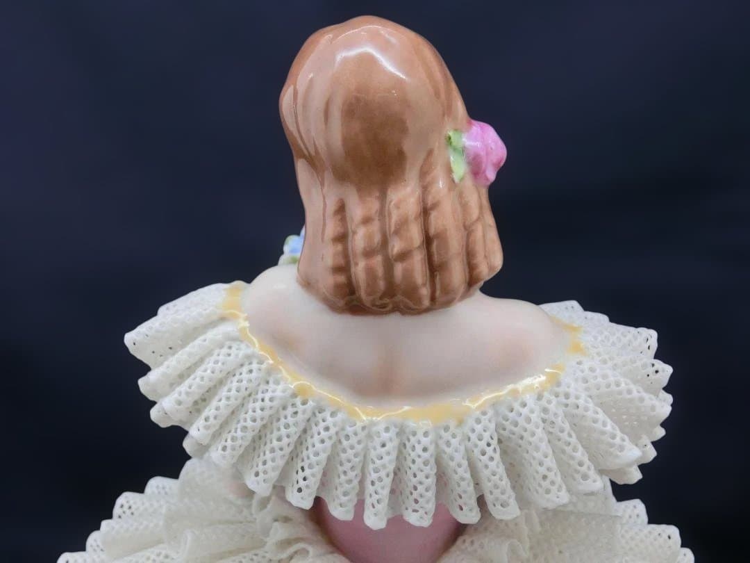 『ジッツェンドルフィン』レース・フィギュリンH.24cm