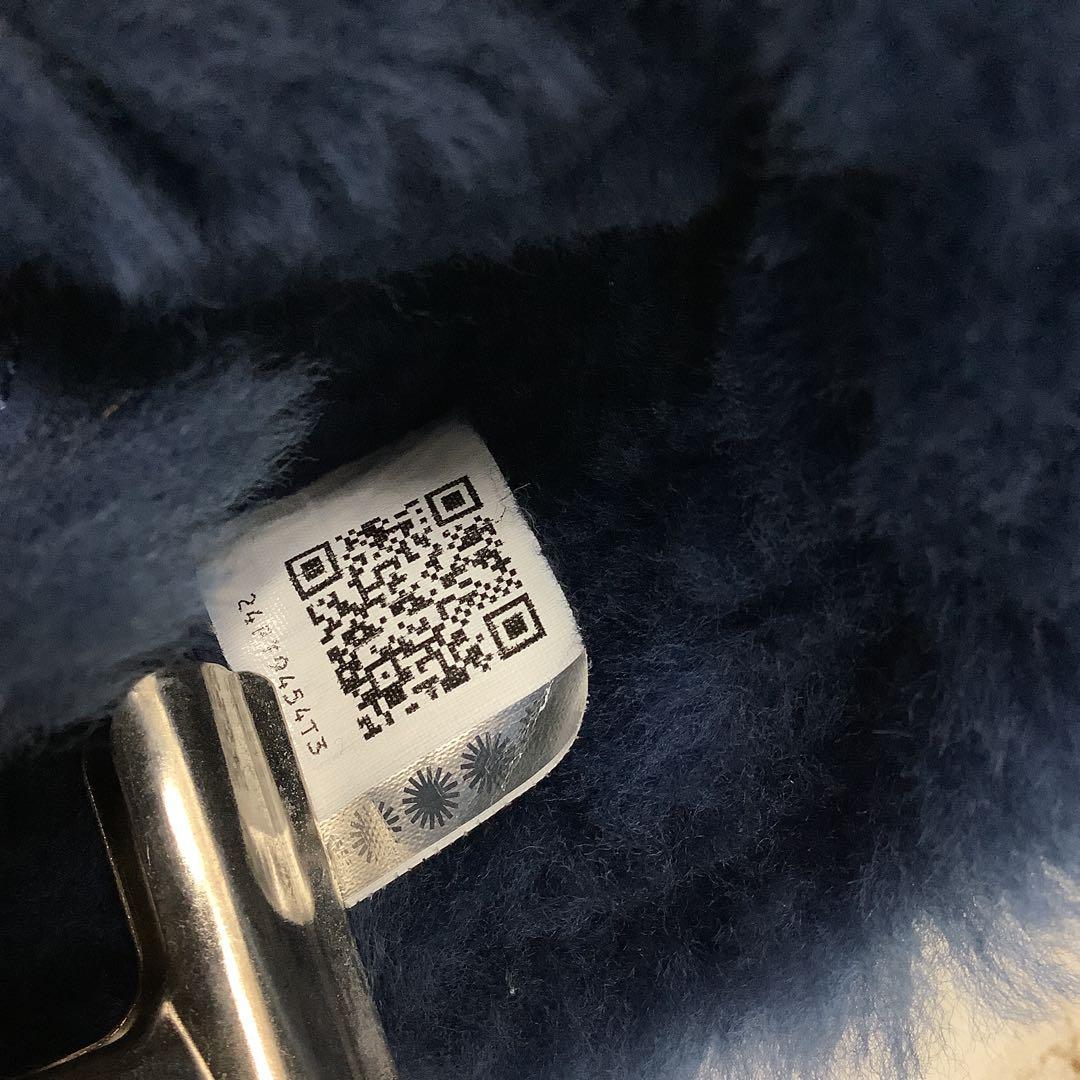 美品　アグ　UGG スワロフスキーボタン　星座柄　ムートンブーツ　25