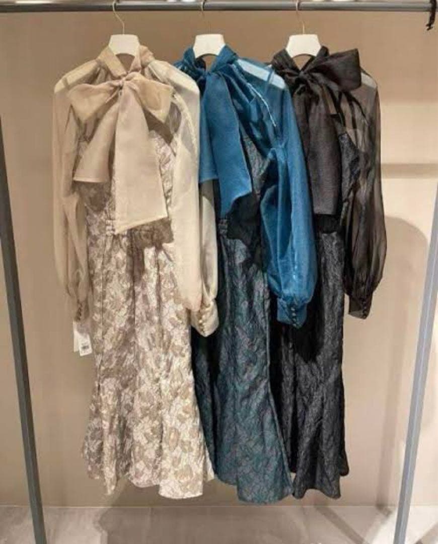 【美品】グロッシーレースジャガードマーメイドドレス ダークグリーン