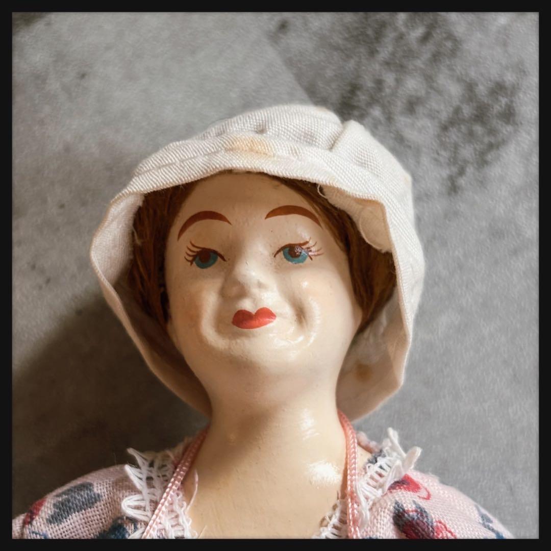 珍品ヴィンテージ マザーグースのビスクドールと絵本のセット