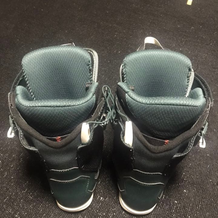 スノーボード ブーツ DEELUXE ディーラックス