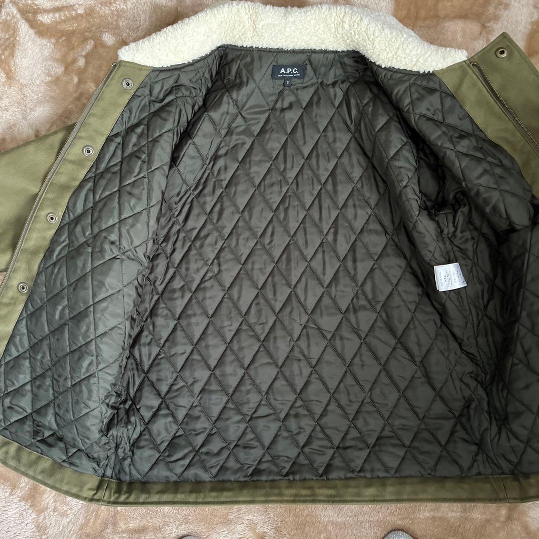 A.P.C カーキジャケット