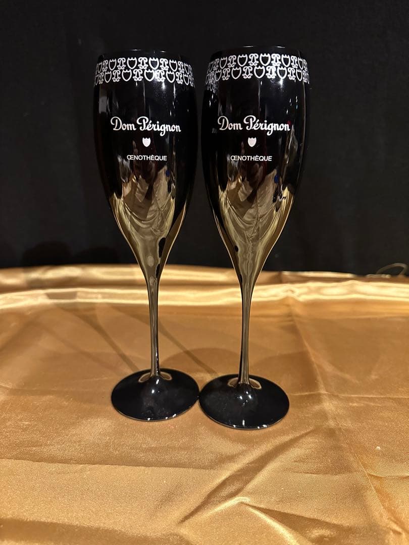 ドンペリニョン・エノテーク・ペアグラス＆ブラックフルートペアグラス4脚セット