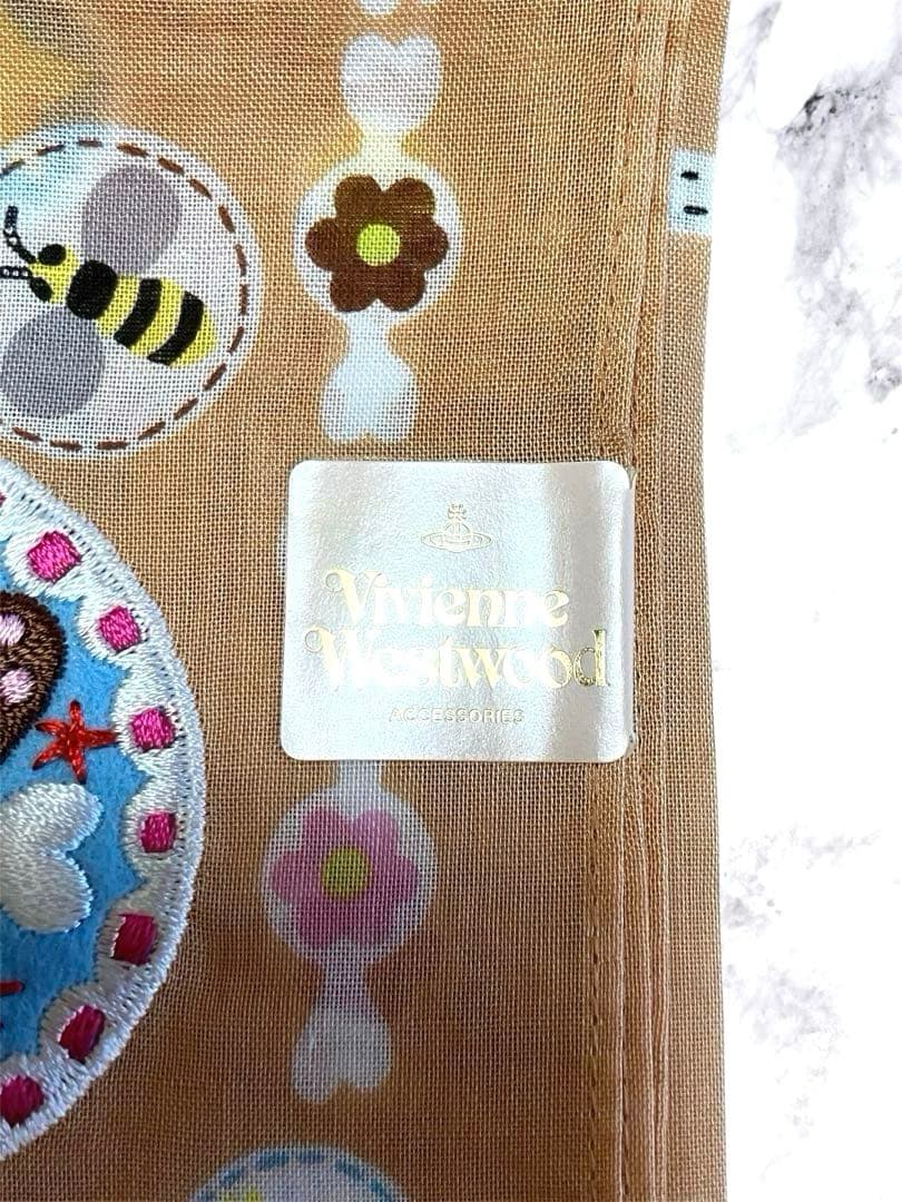ヴィヴィアンウエストウッド　刺繍ハンカチ　新品未使用