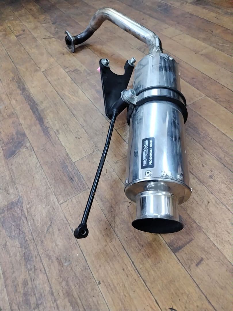 値下げしました　 BEAMS ズーマー　マフラー