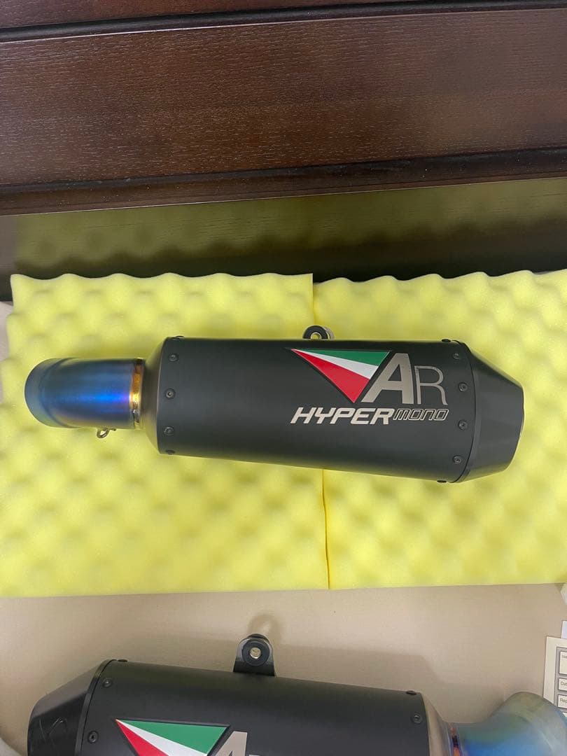 911カレラGTS Hypermotard マフラーフェンダーレスセット