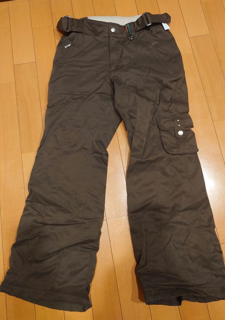 ellesseスキーウェア上下セット　ゴーグル＆グローブ付き