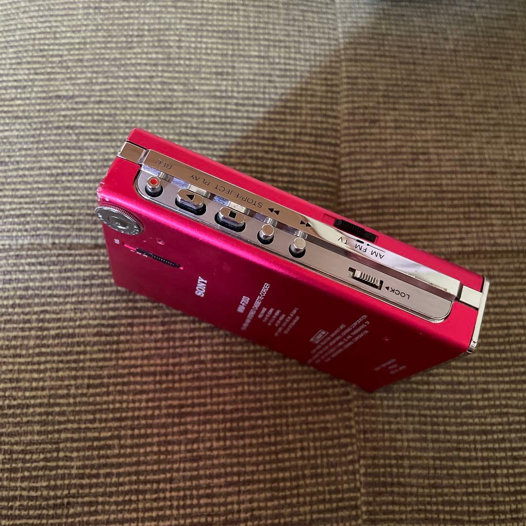 レトロ　SONY WM-F203 カセットプレーヤー　ポータブル　ウォークマン