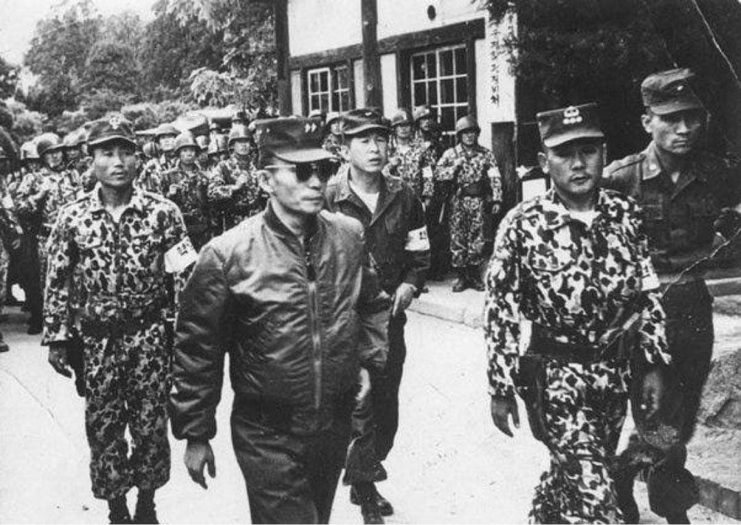 韓国陸軍ダックハンターカモ実物上下