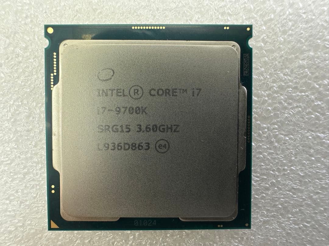 Intel Core i7 9700K + メモリ