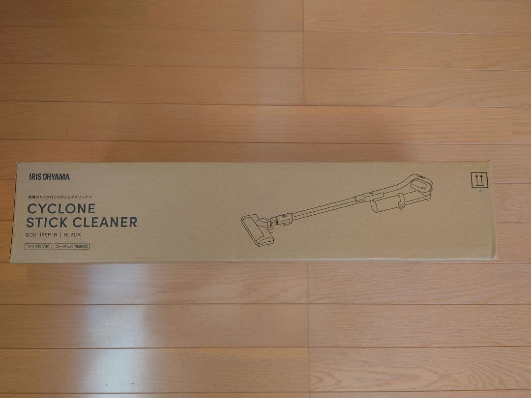 アイリスオーヤマ　サイクロンスティッククリーナー　SCD-185P-B