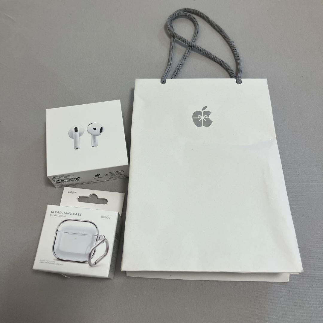 Apple AirPods 4 本体 ケース付き