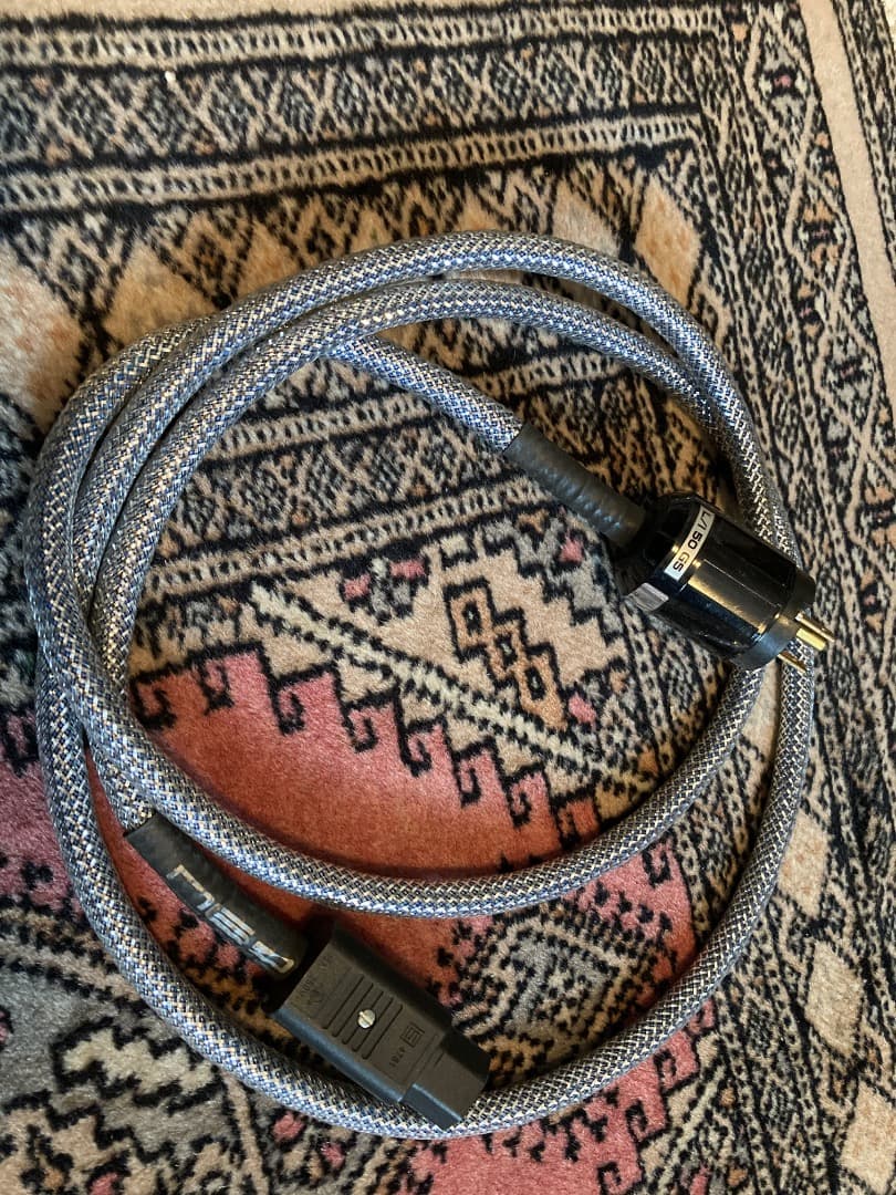 OYAIDE NEO L/I 50 G5 電源ケーブル オヤイデ 1.8m