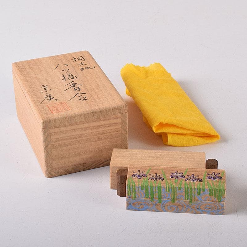 ふたば　茶道具　道場宗廣作　桐木地　八ッ橋香合　共箱　V　7834