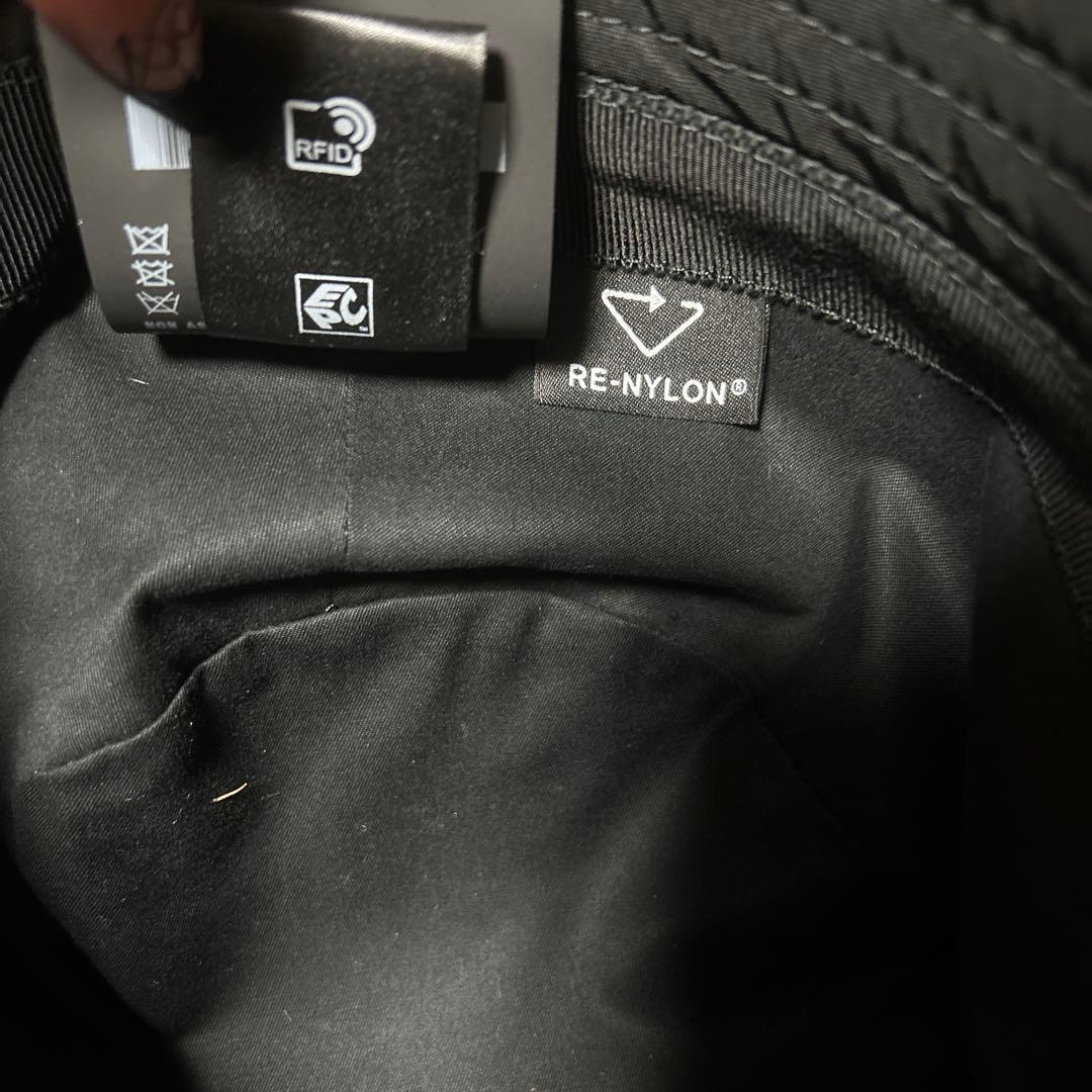 PRADA ブラック バケットハット　XL