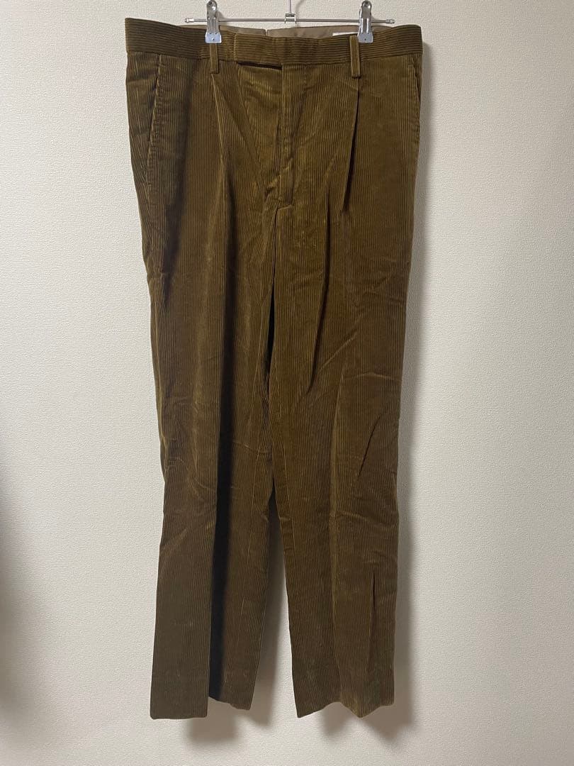 COMOLI コーデュロイワンタックパンツ サイズ4