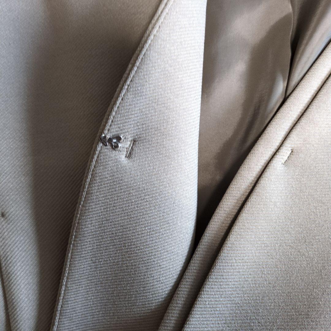 グリーンレーベルリラクシング　ベージュスカートスーツ