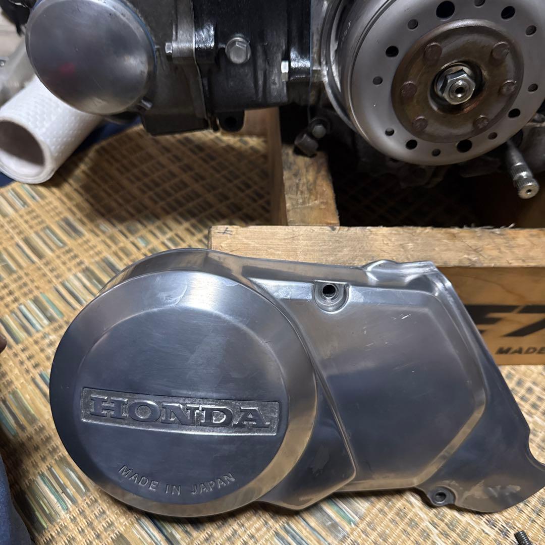 ホンダモンキーz50j12vエンジン４速 純正。