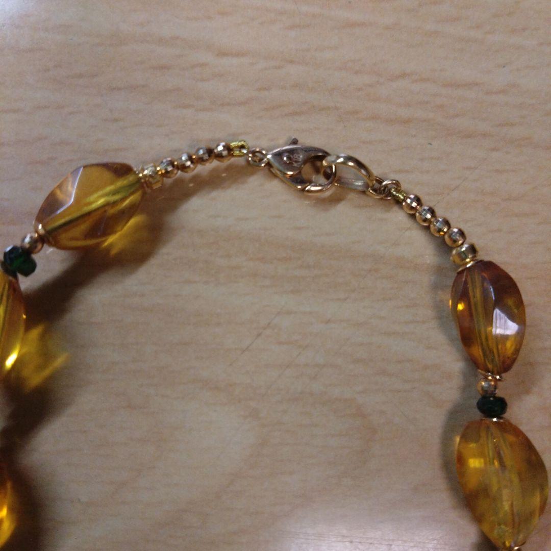 琥珀ネックレス