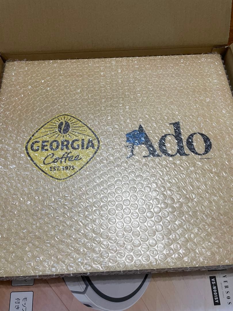 ジョージア　adoコラボロボット掃除機　本体+収納台