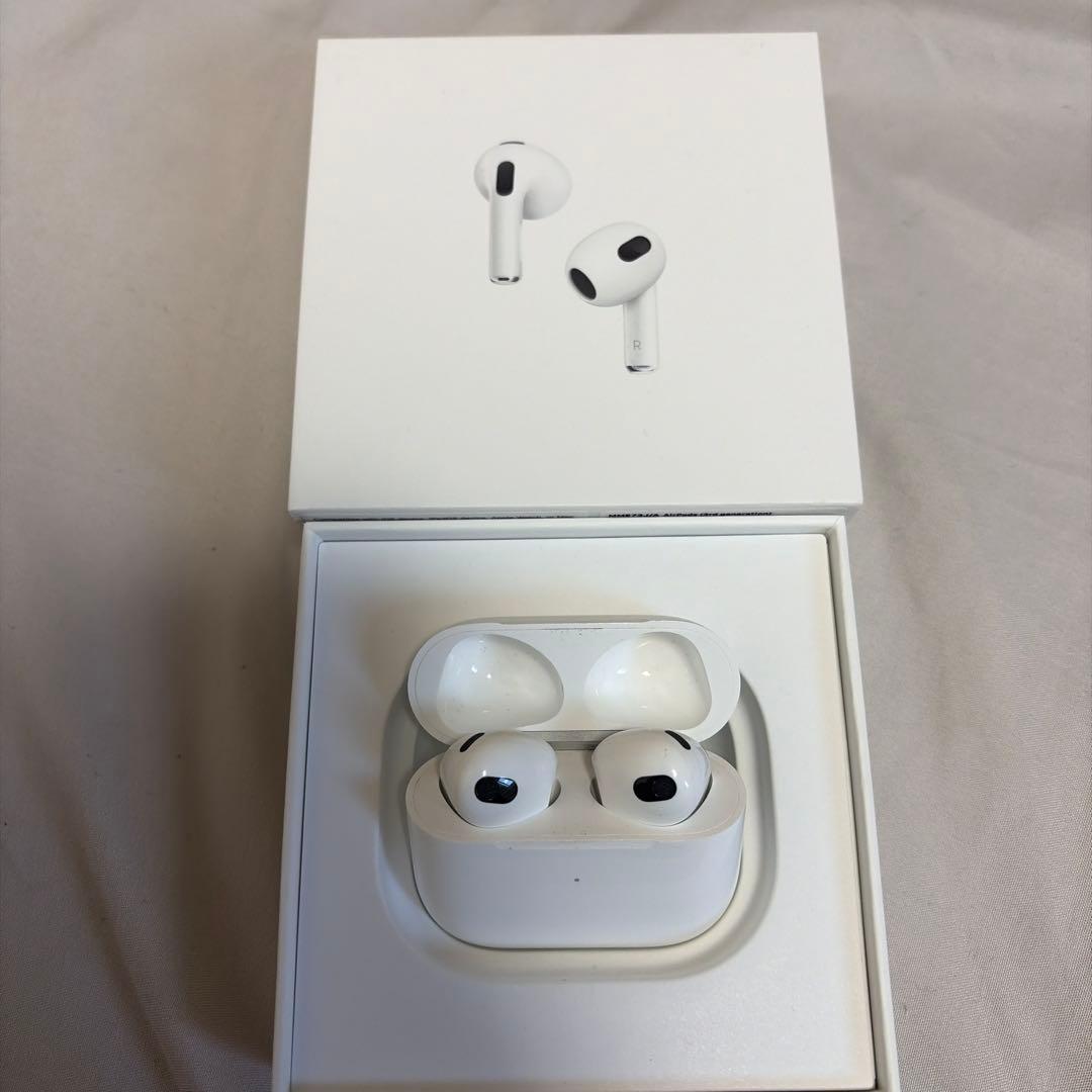 AirPods第3世代　ケース、箱、充電コード付