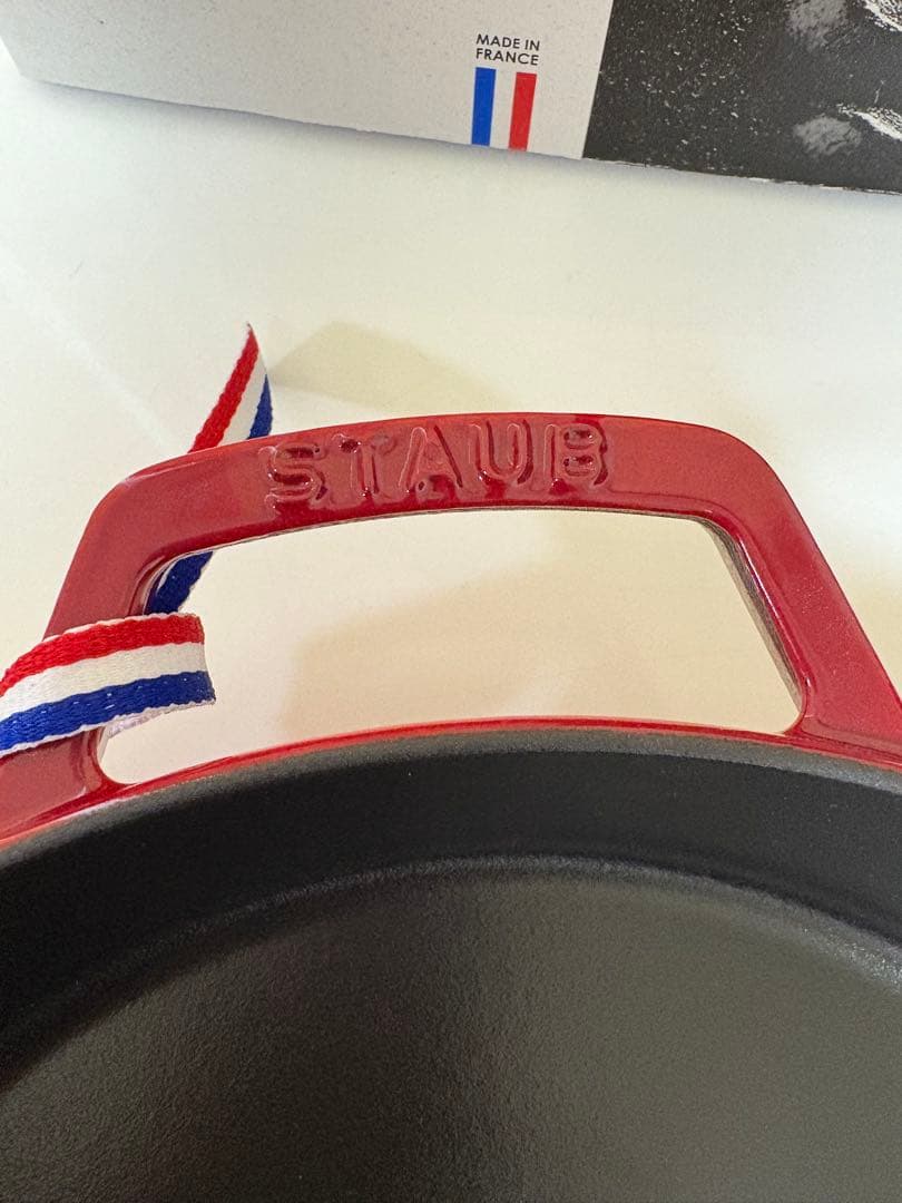 staub 両手フライパン チェリー 26cm ダブルハンドル 赤 美品