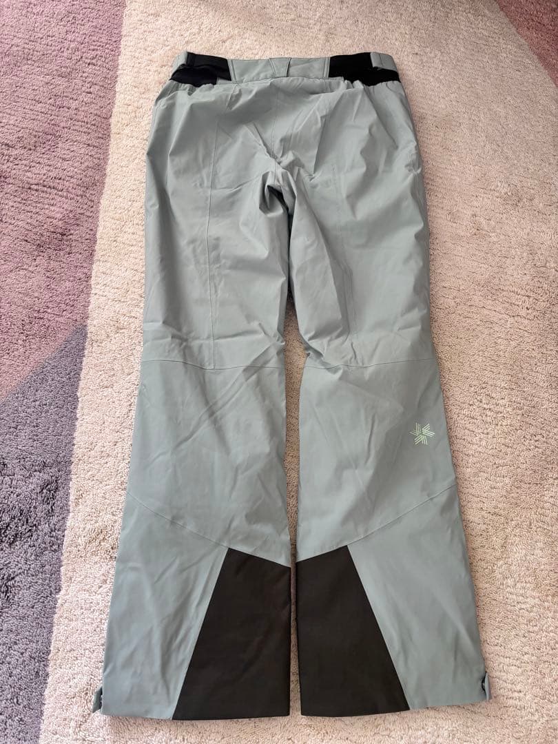 ゴールドウィン スキー　スノーボードパンツ Lレディース スモークモス